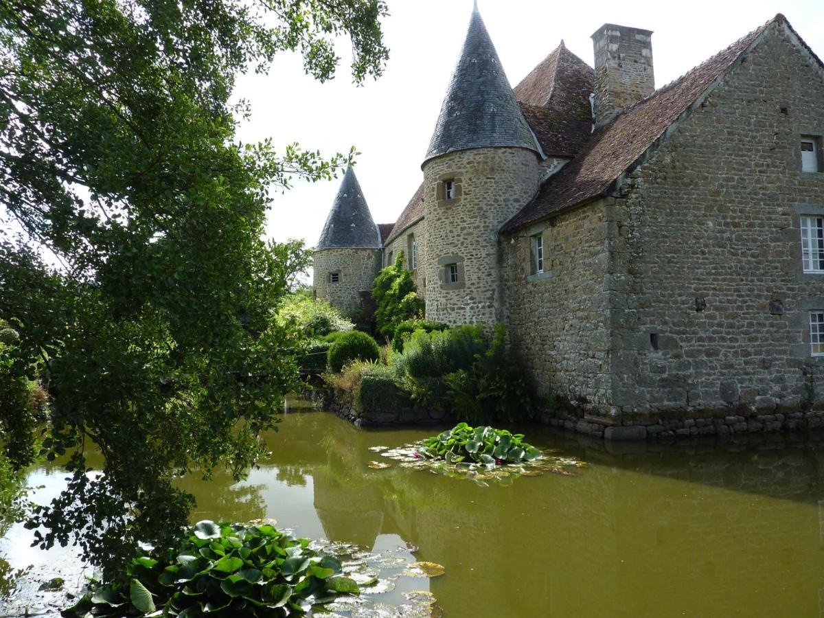 Domaine De L'Etre Bed & Breakfast Saint-Pierre-du-Regard Eksteriør bilde